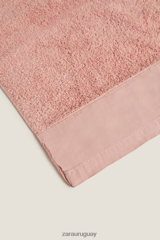 Zara toalla con aplique de lino unisexo H6RHL21713 Rosa palido accesorios