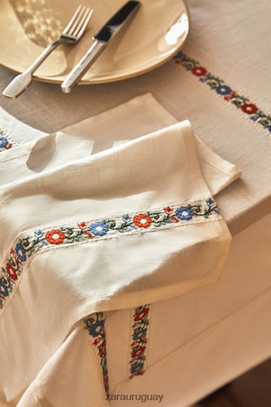 Zara servilletas de tela bordadas (paquete de 2) unisexo H6RHL21663 blanco accesorios
