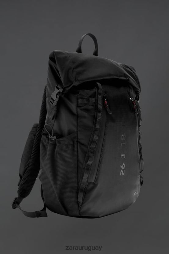 Zara mochila tecnica hombres H6RHL21282 negro accesorios