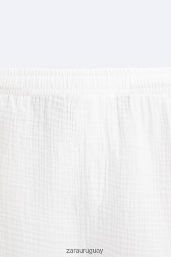 Zara pantalones cortos con aspecto arrugado hombres H6RHL21249 blanco ropa