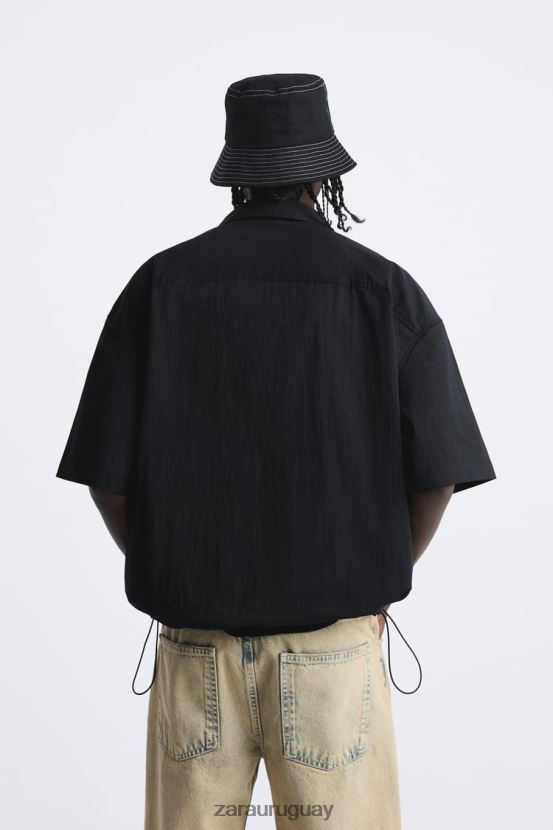 Zara camisa con dobladillo ajustable hombres H6RHL2988 negro ropa