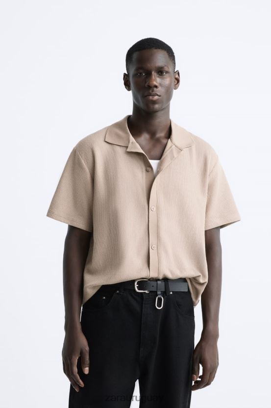Zara camisa estructurada hombres H6RHL2994 marrón claro ropa