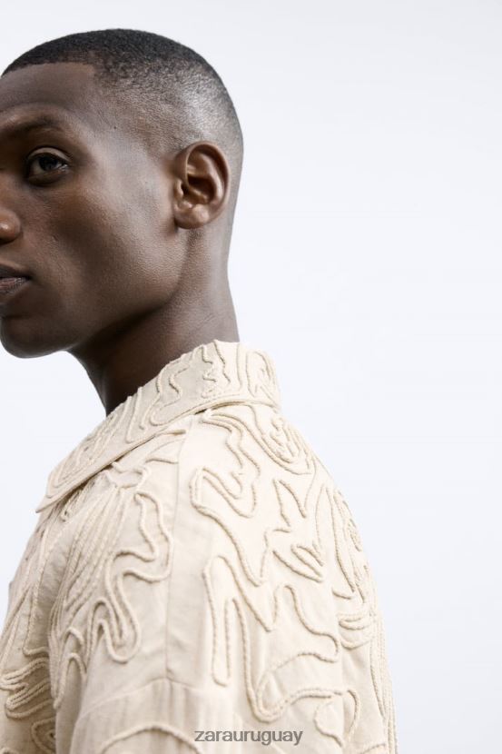 Zara sobrecamisa con bordado en relieve hombres H6RHL21176 beige ropa