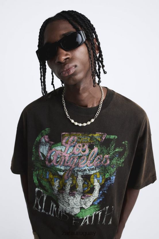 Zara camiseta estampada lavada hombres H6RHL21206 marrón ropa