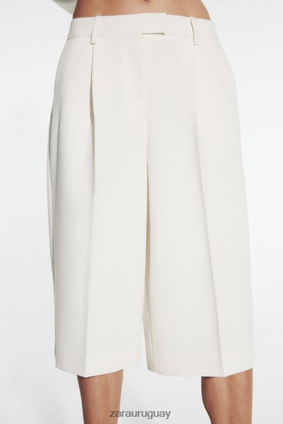 Zara bermudas plisadas mujer H6RHL2535 ostra blanca ropa