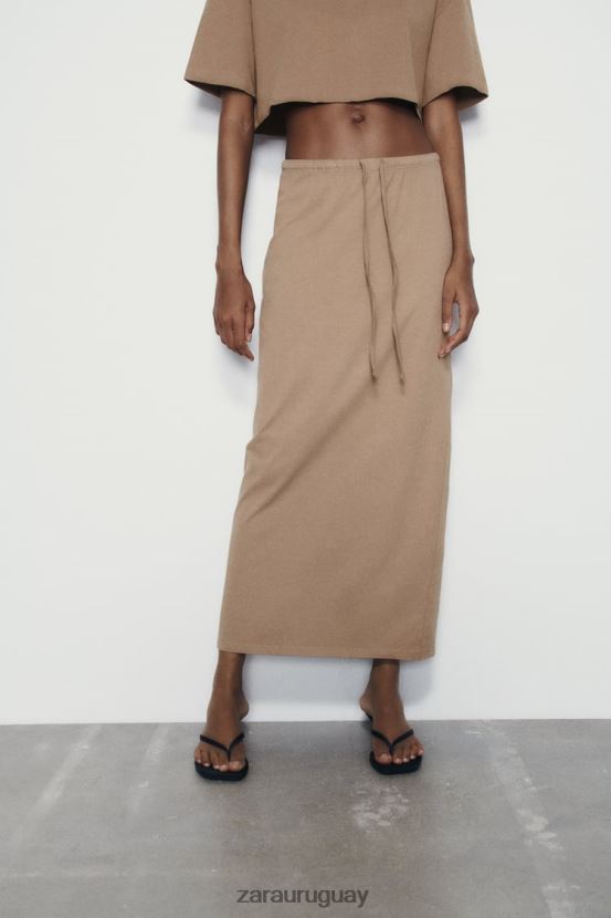 Zara falda midi con efecto lavado mujer H6RHL2686 marrón claro ropa