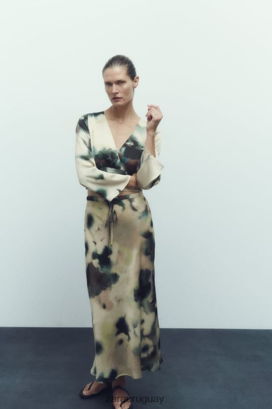 Zara falda midi con efecto satinado y estampado tie-dye mujer H6RHL2701 multicolor ropa