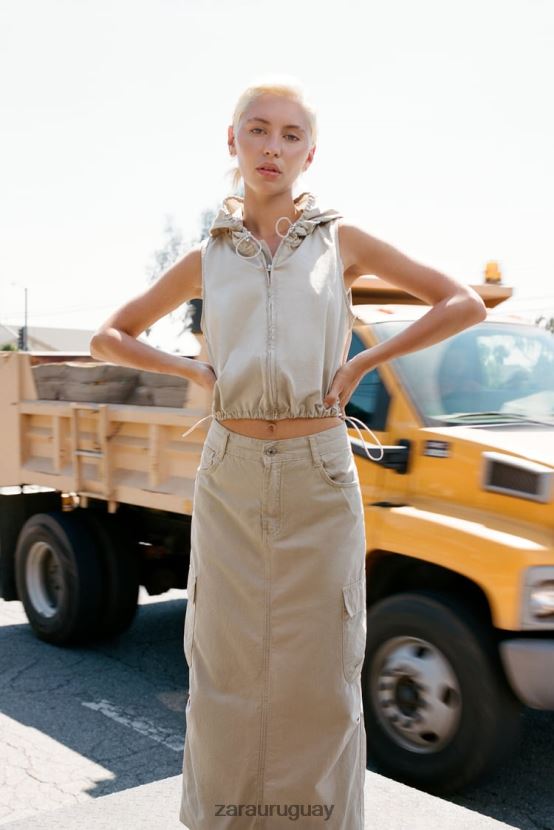 Zara falda midi tipo cargo mujer H6RHL2665 camello claro ropa