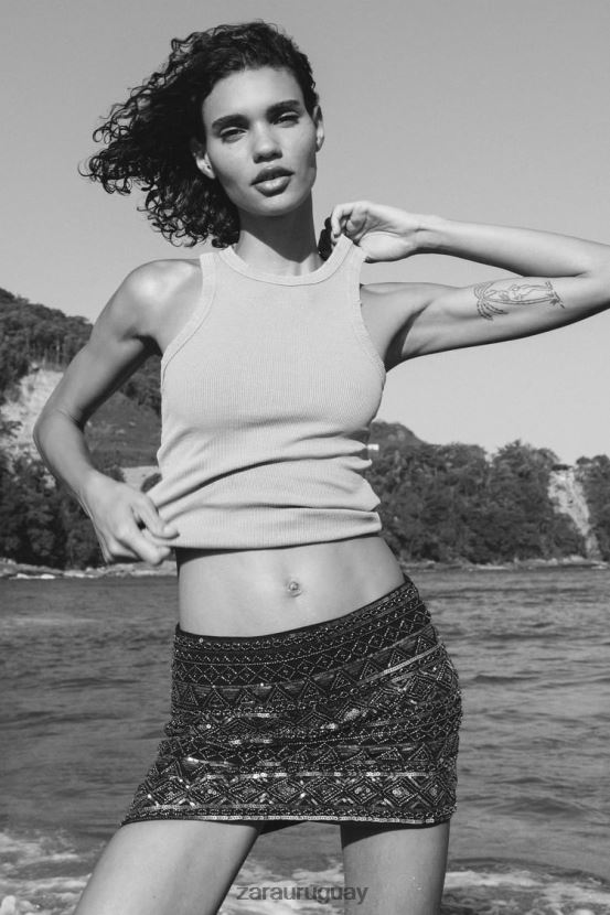 Zara minifalda de lentejuelas mujer H6RHL2725 negro ropa