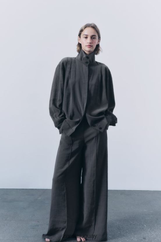 Zara pantalones anchos con pinzas mujer H6RHL2832 gris ropa