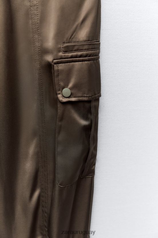 Zara pantalones deportivos con efecto satinado mujer H6RHL2494 caqui ropa