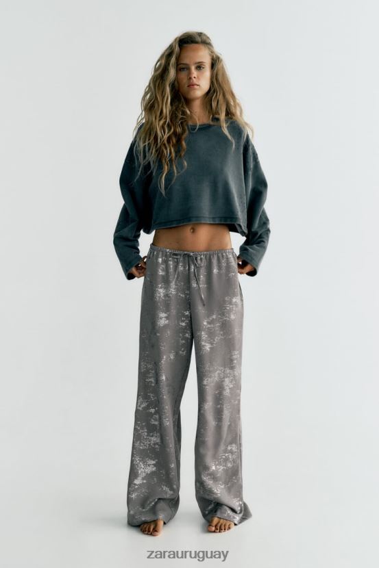 Zara pantalones metalizados estampados mujer H6RHL2937 gris oscuro ropa