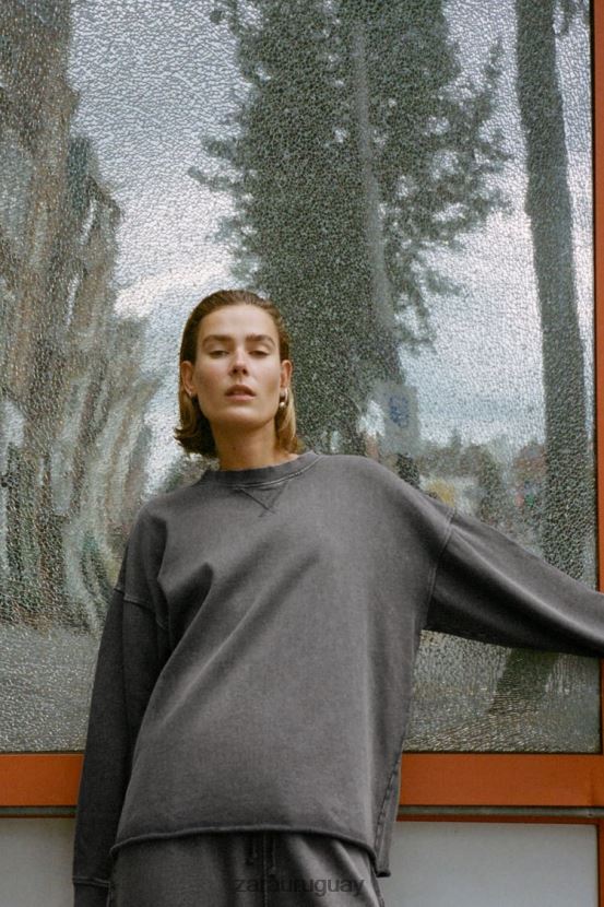 Zara sudadera de felpa con efecto lavado mujer H6RHL2928 gris azulado ropa