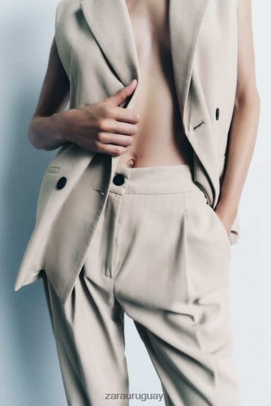 Zara pantalones cónicos mujer H6RHL2903 arena ropa