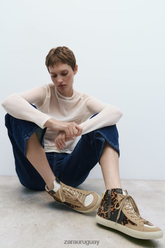 Zara zapatillas altas de piel con estampado animal mujer H6RHL2733 leopardo calzado