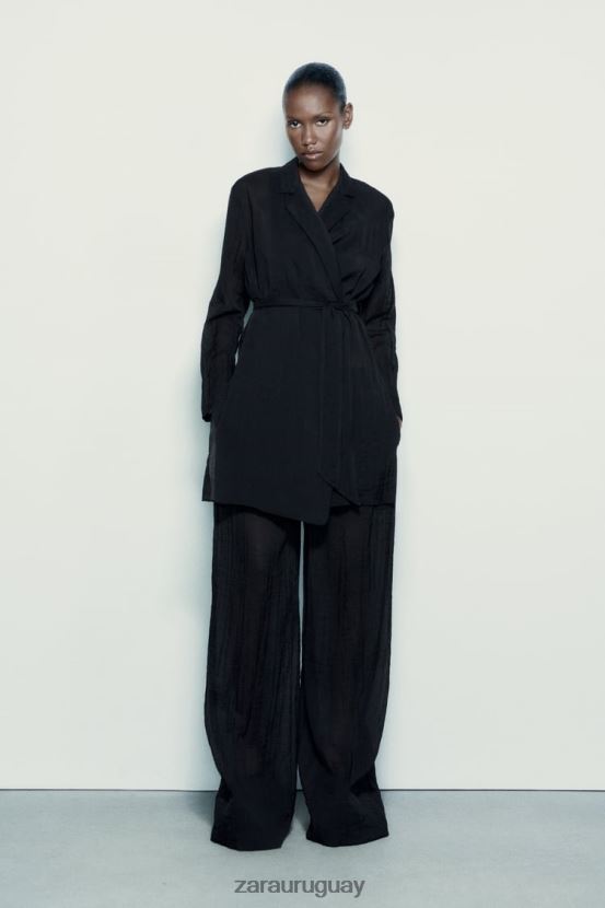 Zara blusa minimalista con cinturón mujer H6RHL2370 negro ropa