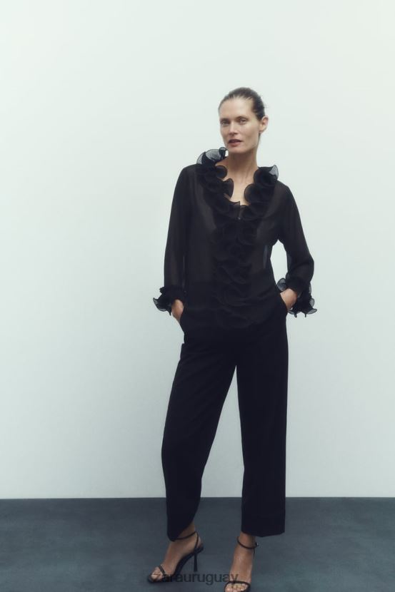 Zara blusa semitransparente con volantes plisados mujer H6RHL2337 negro ropa