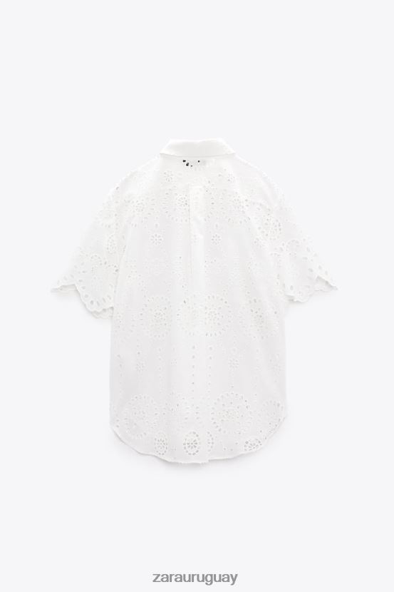 Zara camisa con bordado calado mujer H6RHL2380 ostra blanca ropa