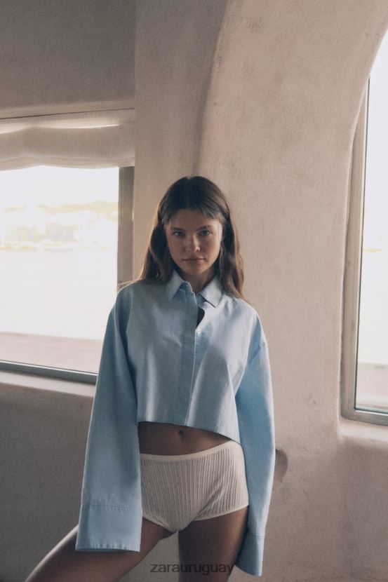 Zara camisa corta con espalda cruzada mujer H6RHL2456 azul claro ropa