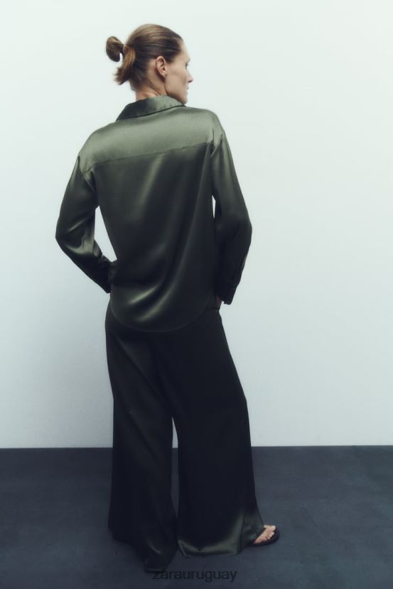 Zara camisa efecto satinado mujer H6RHL2334 verde oscuro ropa