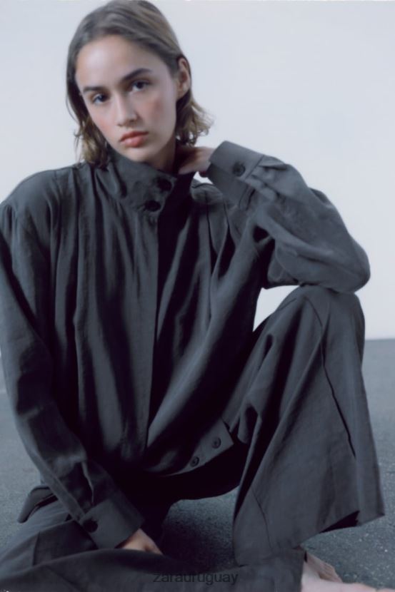 Zara sobrecamisa plisada mujer H6RHL2347 gris ropa