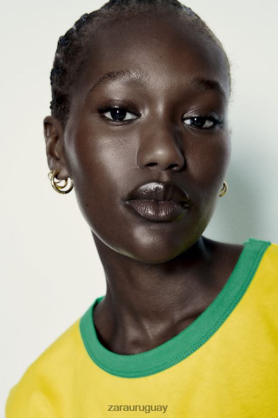 Zara camiseta con texto mujer H6RHL2473 amarillo ropa