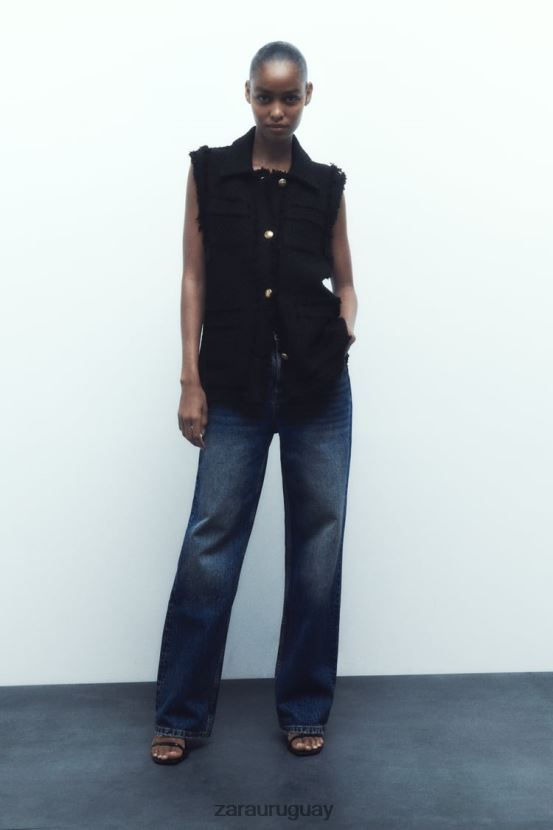 Zara chaleco texturizado con ribete deshilachado mujer H6RHL2147 negro ropa