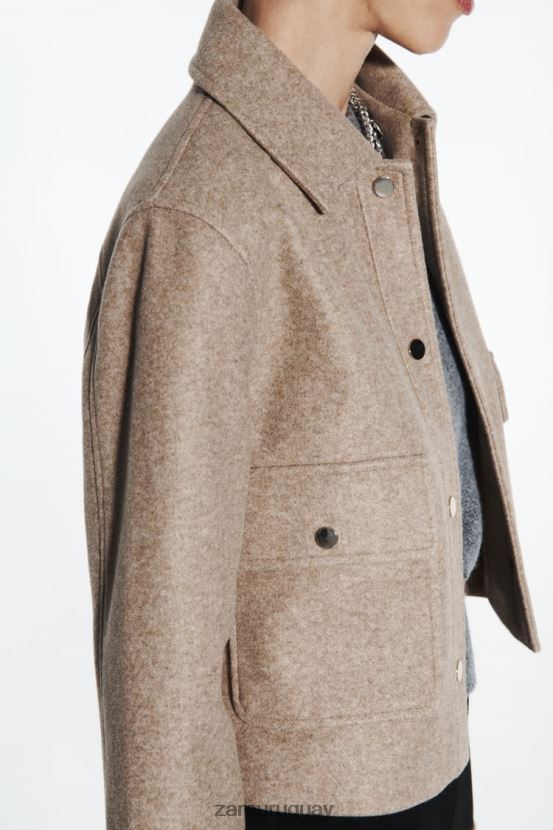 Zara chaqueta corta suave mujer H6RHL228 marrón topo ropa
