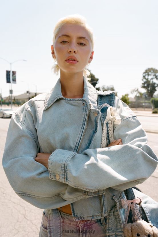 Zara chaqueta motera de mezclilla trf mujer H6RHL263 azul claro ropa