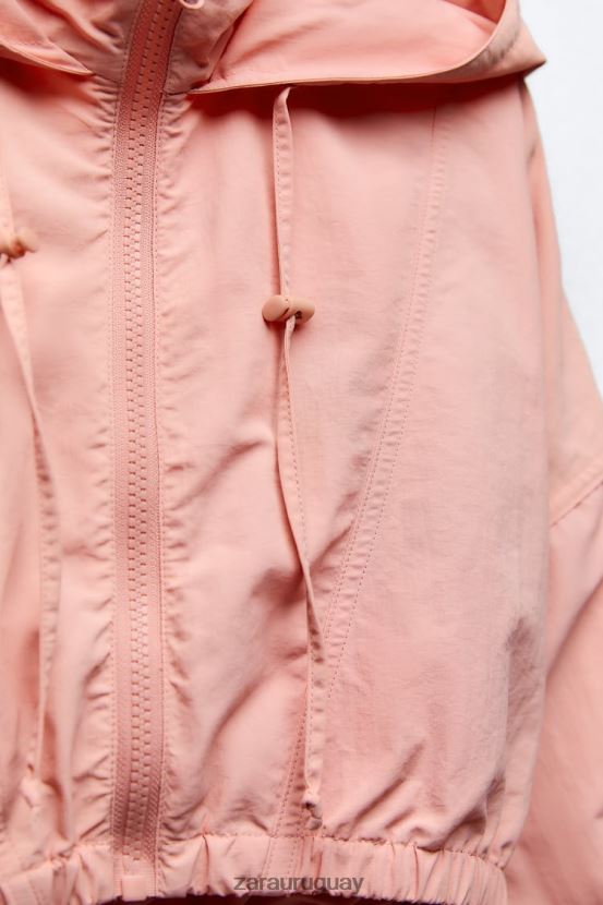 Zara impermeable de cultivo mujer H6RHL2101 chicle ropa