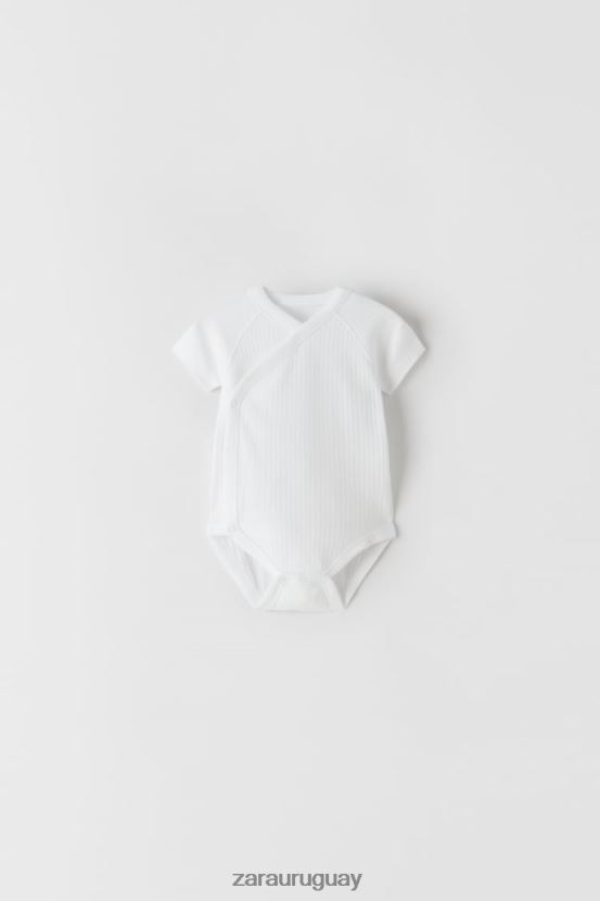 Zara paquete de tres bodis con sobrepelliz de manga corta niños H6RHL21575 blanco ropa